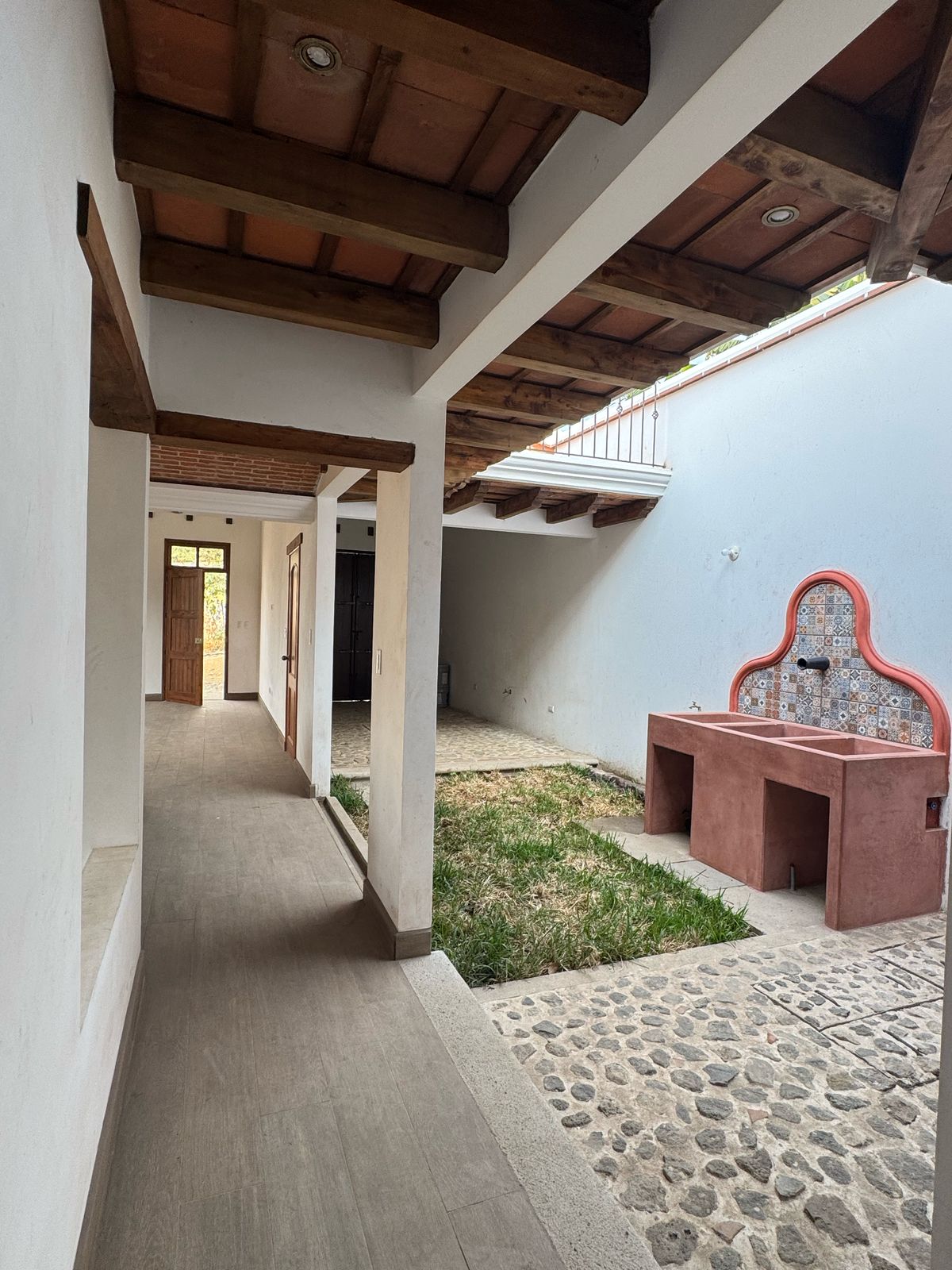Fotografía No.4 de CASA NUEVA EN VENTA EN ANTIGUA GUATEMALA