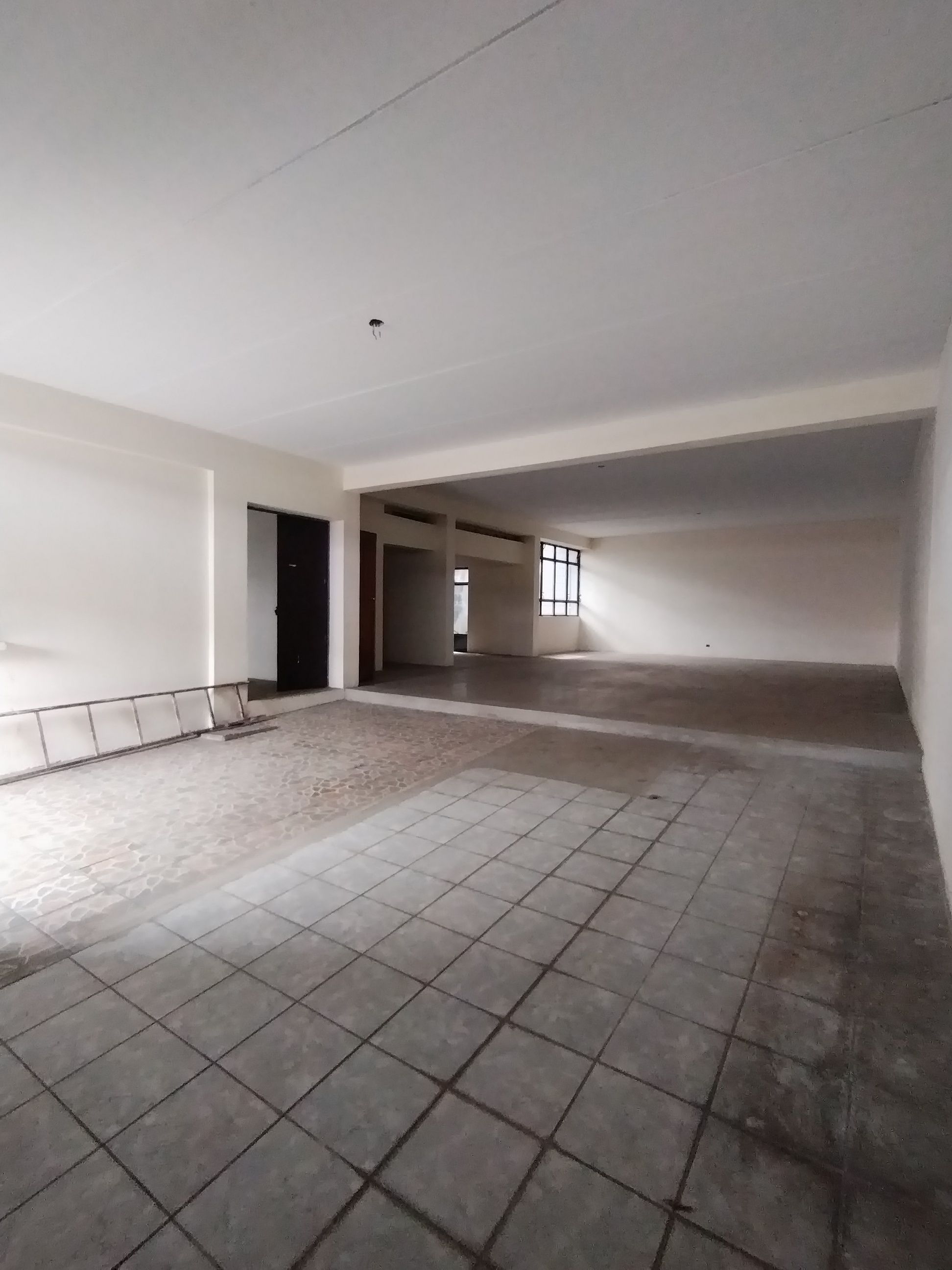 Fotografía No.2 de PROPIEDAD EN RENTA PARA USO DE BODEGA, OFIBODEGA/ OFICINA