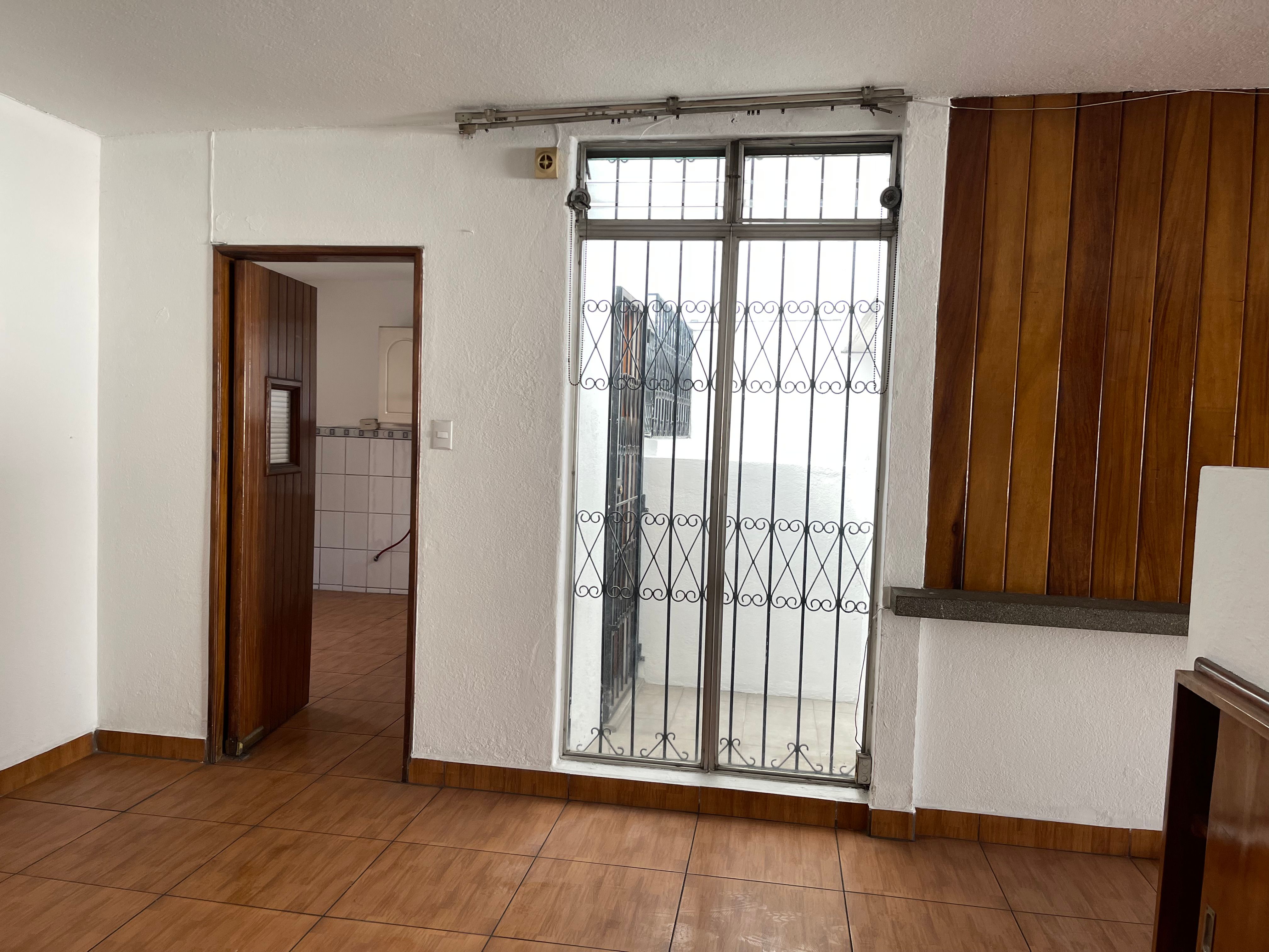 Fotografía No.1 de CASA/ OFICINA ZONA 13