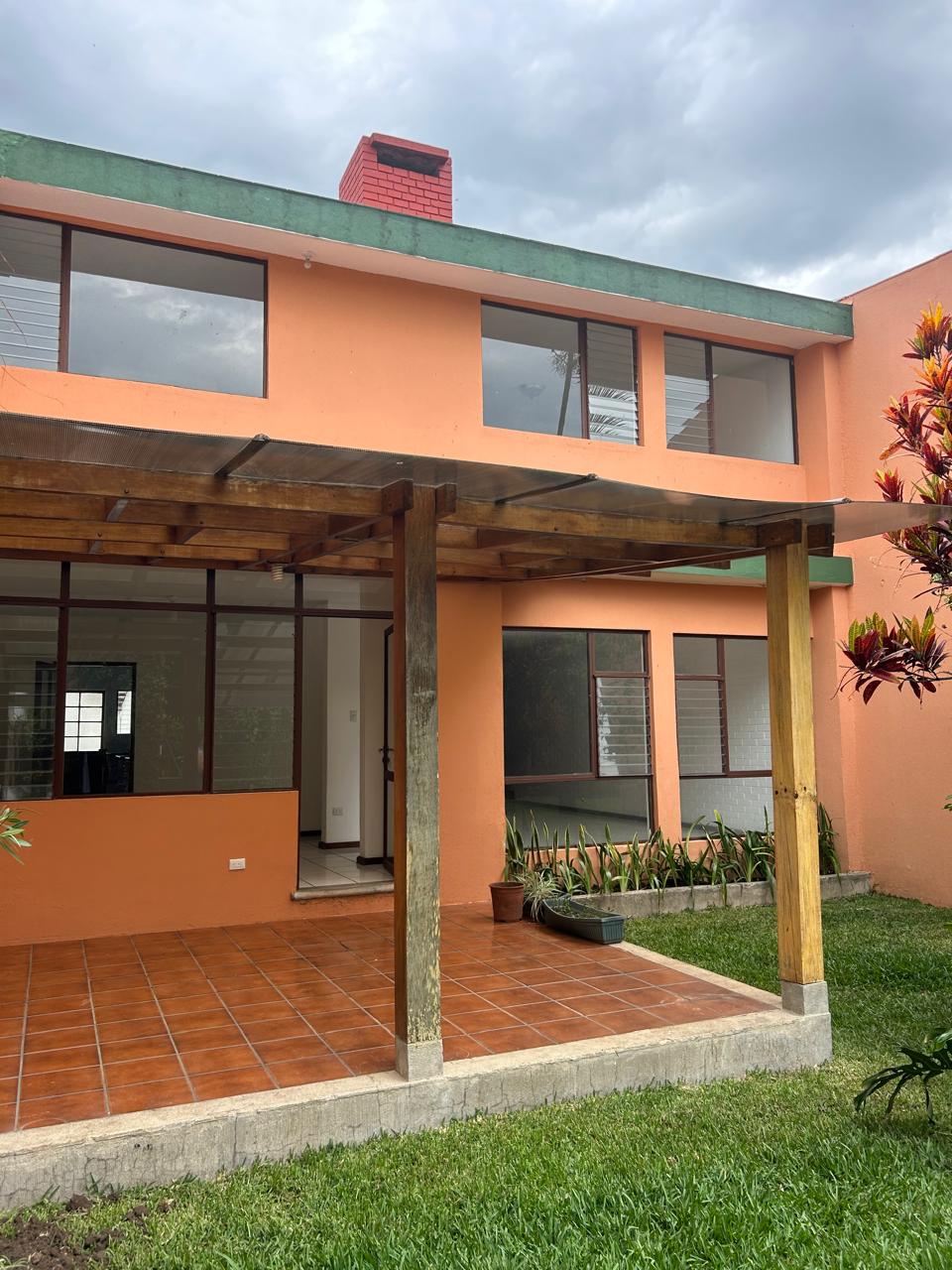 Fotografía No.2 de  CASA EN RENTA RESIDENCIALES EL VALLE ZONA 15