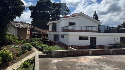 Portada de SE RENTA CASA EN SAN LUCAS SACATEPEQUEZ